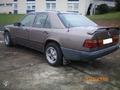 Voiture Mercedes-Benz 1989 
