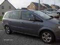 Voiture Opel zafira 