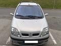 Voiture Renault Scenic 