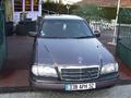Voiture Mercedes-Benz c 220 