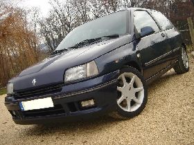 Cars Renault clio 16s