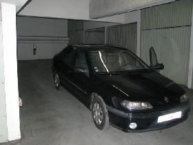 Cars Renault Laguna RXE 1.8 16V