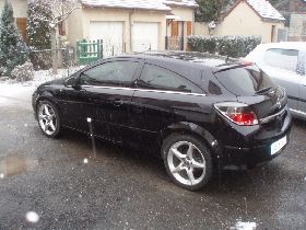 Cars Opel ASTRA GTC COSMO 1.9L 120CV
