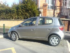 Cars Toyota Yaris VVTI 65 Linéa Luna boite MMT